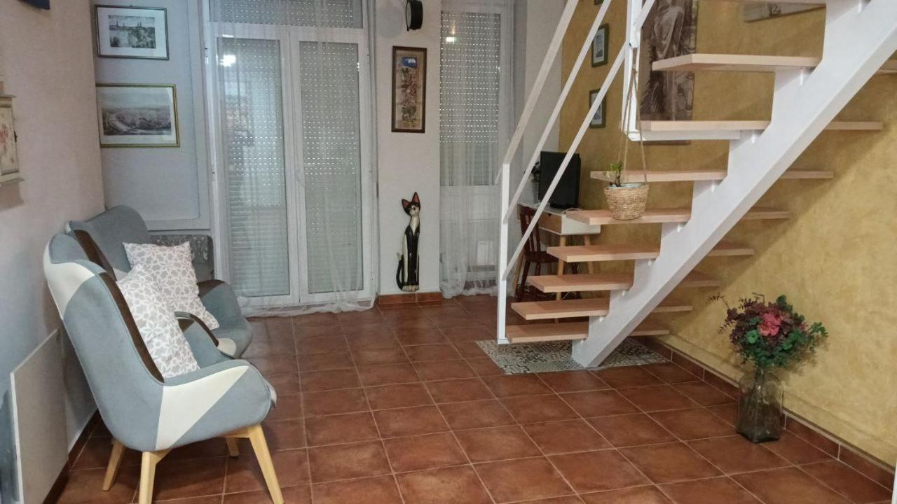 Loft In Ehemaligem Fischer Haus Apartment Валенсия Екстериор снимка